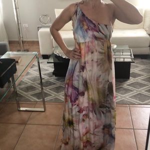 One shoulder dress